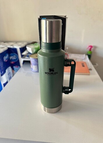 1.9 litre Stanley termos