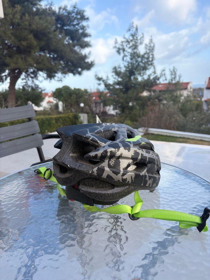 Yılan Desenli Yeşil Biker Kask - Görsel 4