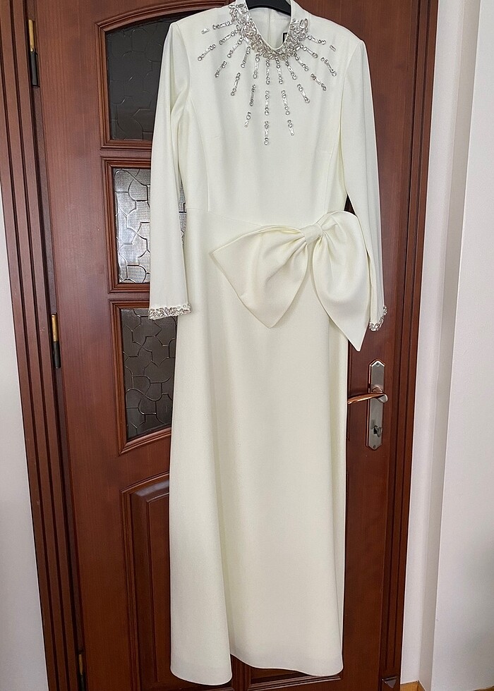 /Çok Beğenilen Bir Abiye Kiralık ve Satılık olarak sizlerle - Görsel 2