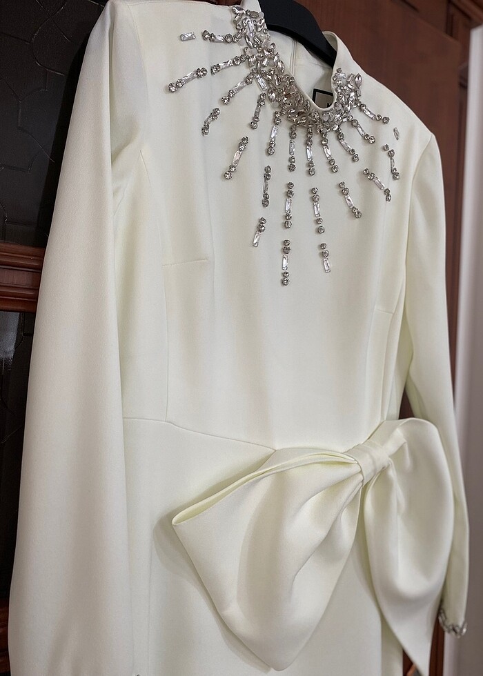 /Çok Beğenilen Bir Abiye Kiralık ve Satılık olarak sizlerle - Görsel 4