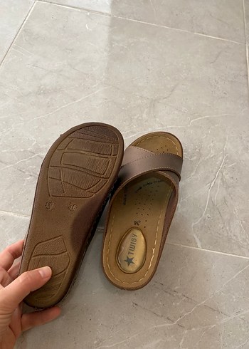 TWIGY Kahverengi  Kadın Dolgu Topuk Terlik - Görsel 2