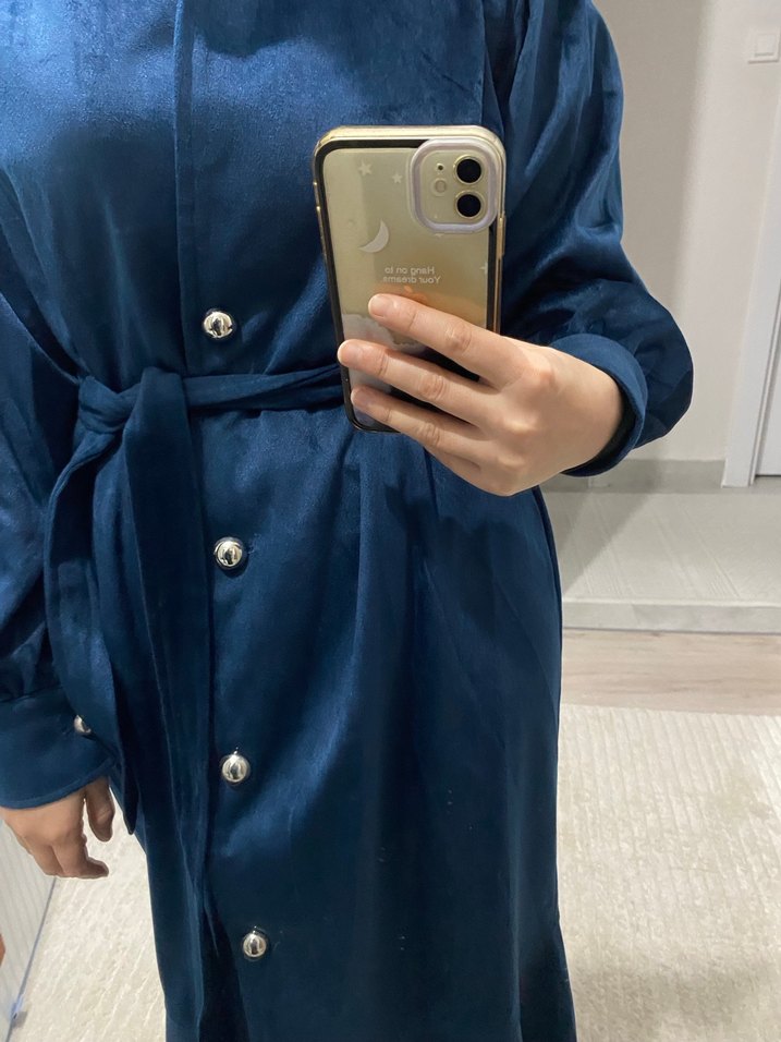 Düğmeli kadife  Elbise - Görsel 3