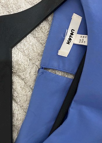 Koton Balon Kol Bluz | Fiyonk Detaylı, Büzgülü Kol - Görsel 3