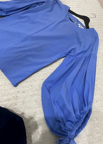 Koton Balon Kol Bluz | Fiyonk Detaylı, Büzgülü Kol - Görsel 2