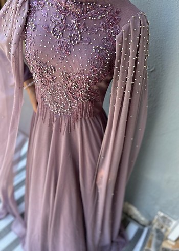 Uzun Mor İşlemeli Drapeli Abiye Elbise - Görsel 9