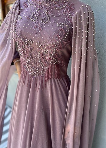 Uzun Mor İşlemeli Drapeli Abiye Elbise - Görsel 8