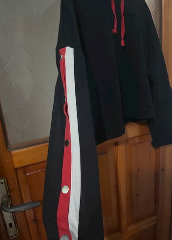 Kemerli Siyah Kapüşonlu Mini Sweatshirt - Görsel 2