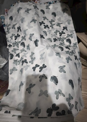 Kırmızı Kalp Desenli Beyaz yastık kılıfı - Görsel 3