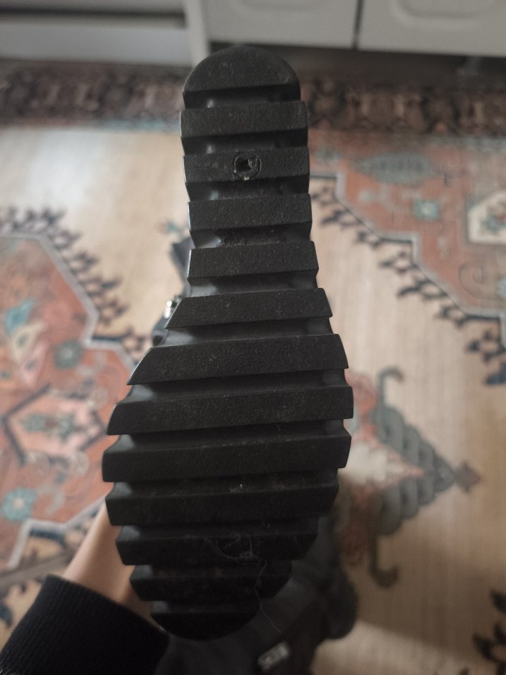 Kadın Siyah Deri Dolgu Topuklu  Çizme - Görsel 4