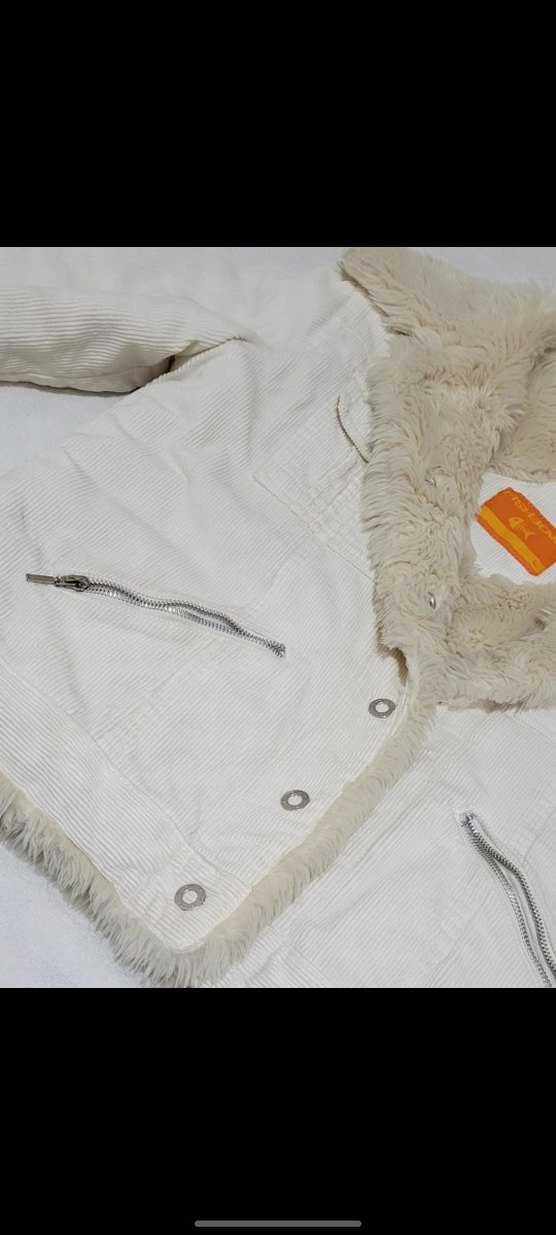 Y2K Beyaz Kürklü Peluş Mont %100 PAMUK - Görsel 4