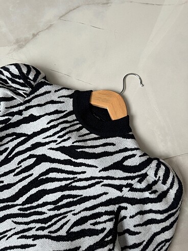 s Beden Zebra elbise bershka