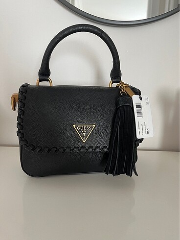 GUESS KAOMA SİYAH ÇANTA