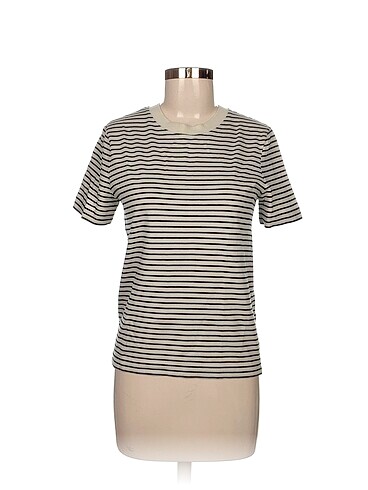 Massimo Dutti T-shirt %70 İndirimli.