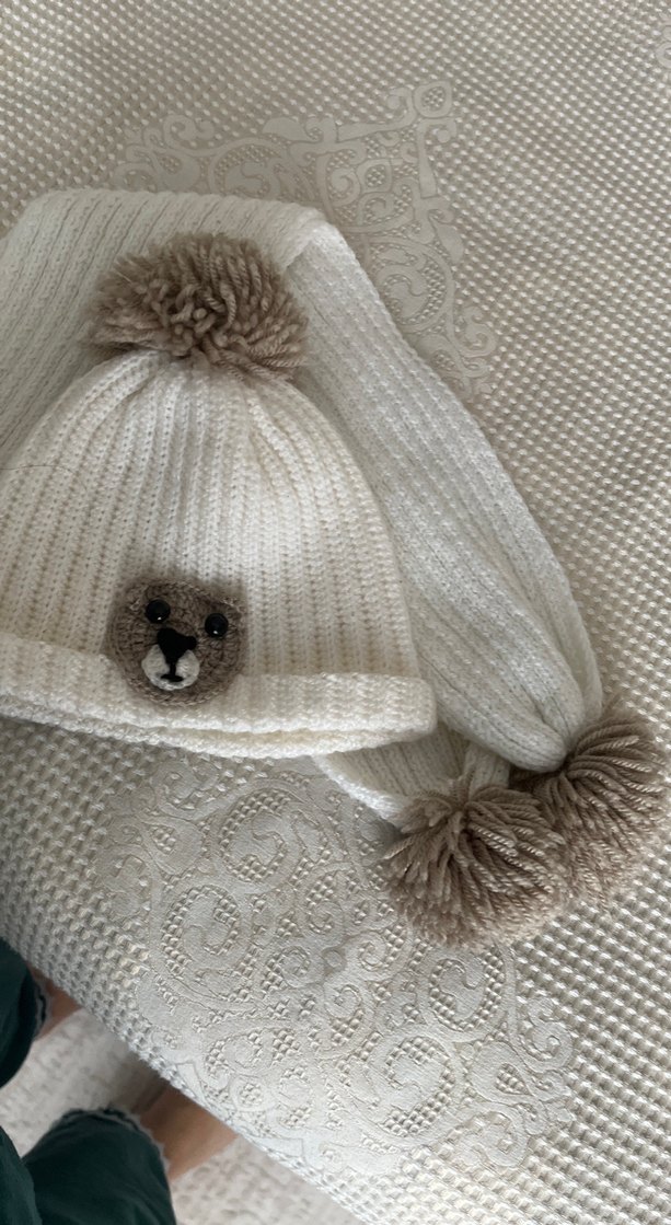 Nakışlı Beyaz Örgü Çocuk Bere ve Atkı Seti - Görsel 5