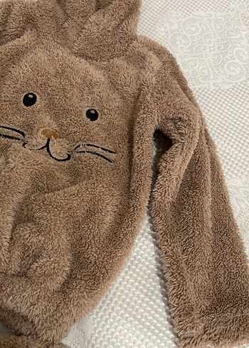 Kahverengi Peluş Kedi Desenli Takım - Görsel 3