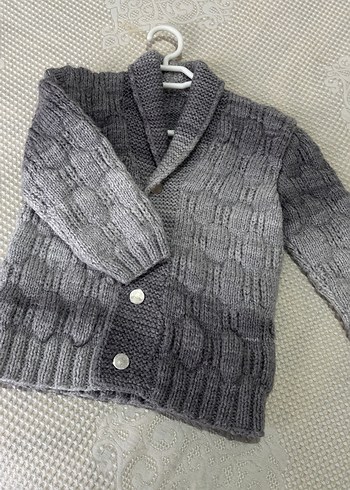 Erkek Çocuk Gri Örgü Hırka - Görsel 2