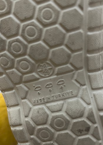 Bej Minimalist Erkek Bot - Görsel 5