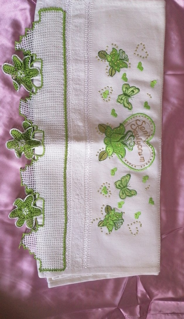 Beyaz yeşil havlu - Görsel 2