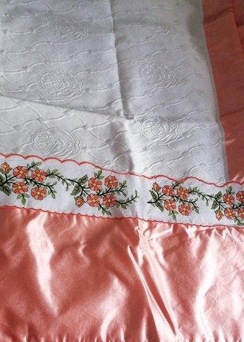 Nakışlı Beyaz Renkli Yatak Örtüsü Pike Takımı - Görsel 3