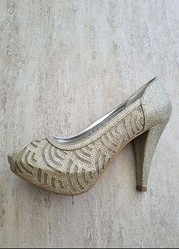 Mitto gold topuklu ayakkabı  - Görsel 3