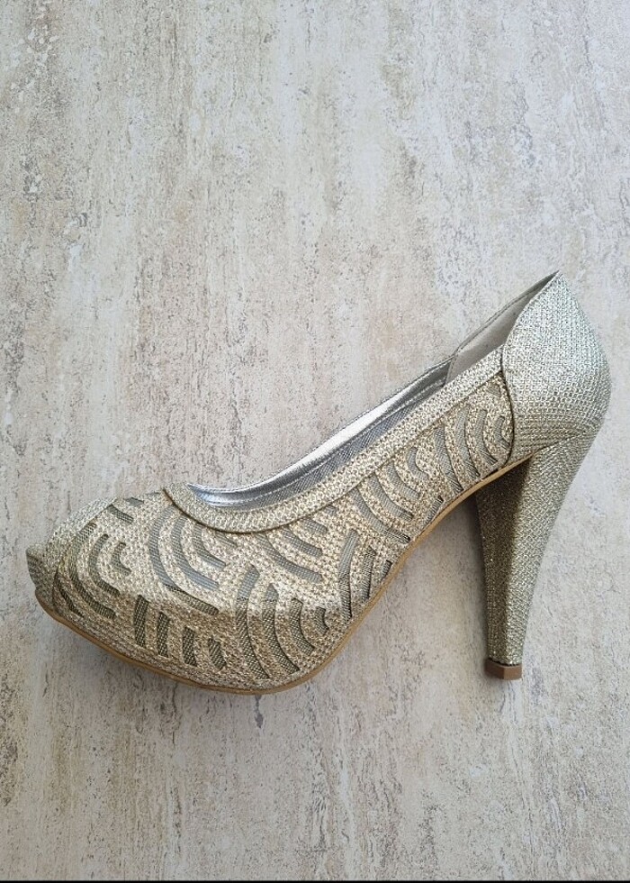 Mitto gold topuklu ayakkabı  - Görsel 3