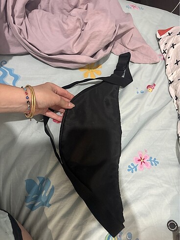Beden H&M bel çantası