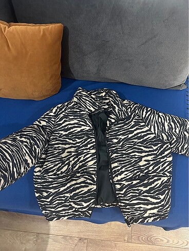 H&M mont