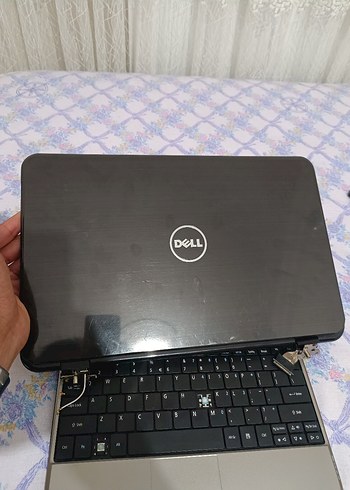 Siyah Dell Dizüstü Bilgisayar ekrani - Görsel 7