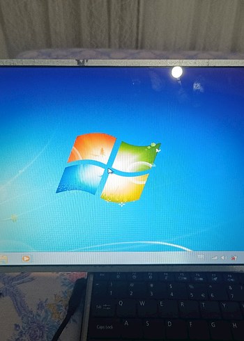 Siyah Dell Dizüstü Bilgisayar ekrani - Görsel 8