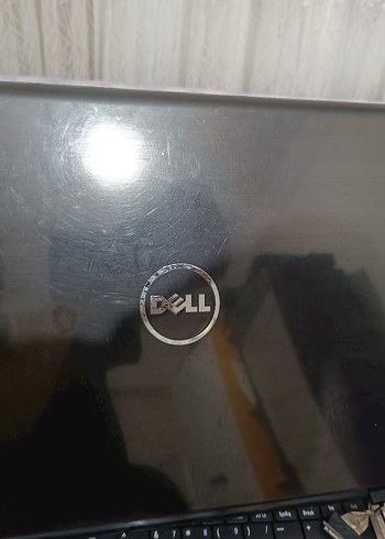 Siyah Dell Dizüstü Bilgisayar ekrani - Görsel 6