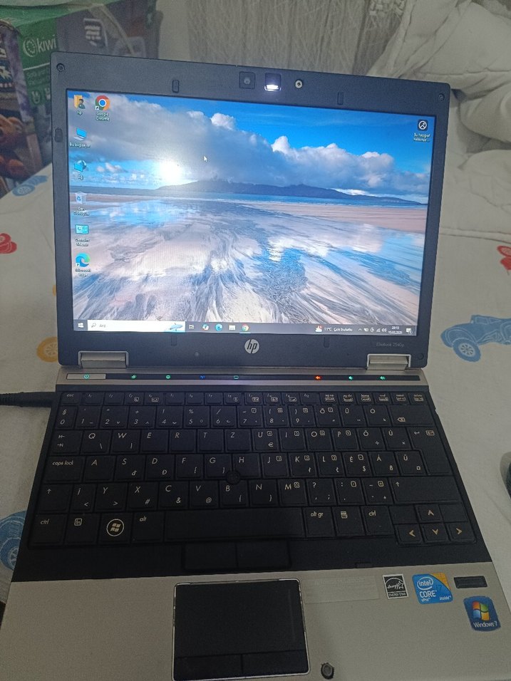 HP elitebook 14 inç laptop İ7 - Görsel 3
