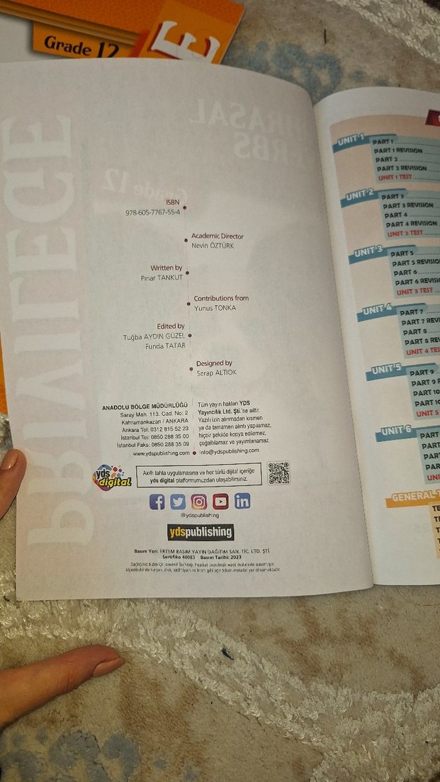 Grade 12 Phrasal Verbs Kitabı - Görsel 2