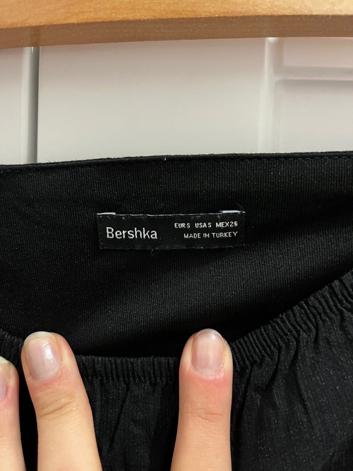 Siyah Straplez Yaka Uzun Kollu Mini Elbise - Görsel 3