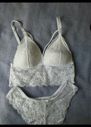 75 Cup Bralet ve Alt Takımı 