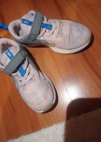 Nike Kız Çocuk Gri Spor Ayakkabı nike
