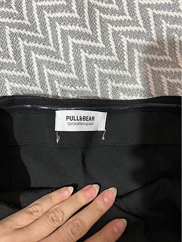 Pull and Bear Pileli kemerli elbise