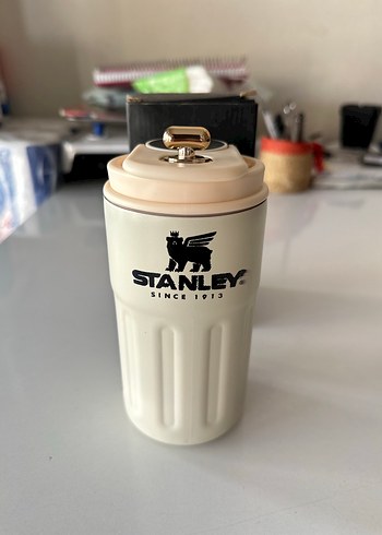 Stanley Beyaz Dereceli Termos