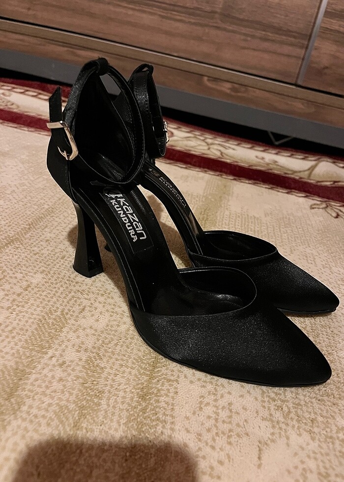 Saten topuklu ayakkabı - Görsel 5