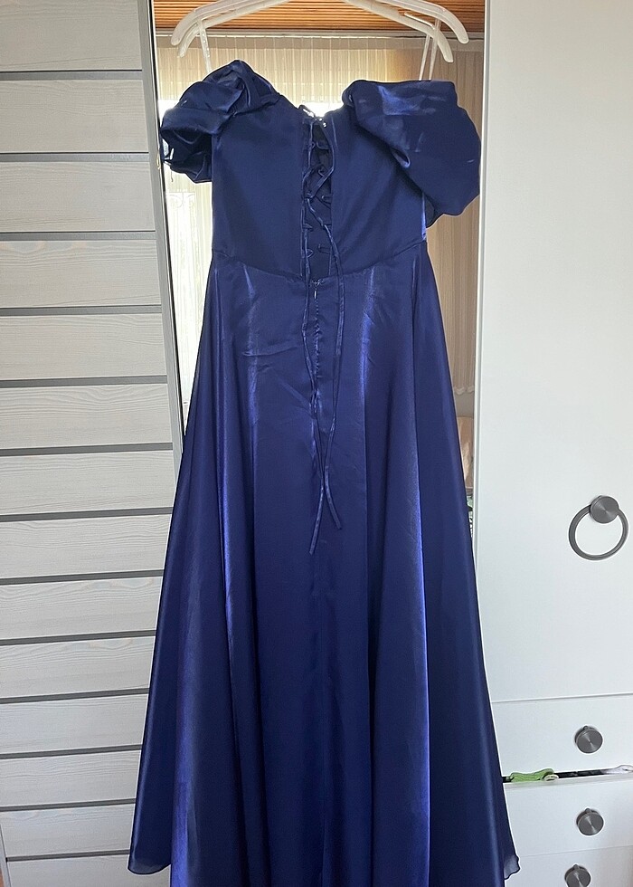 Lacivert abiye - Görsel 3