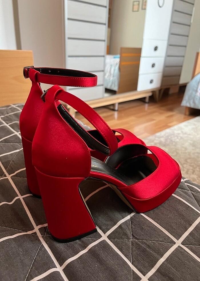 KINA TOPUKLU AYAKKABI - Görsel 3