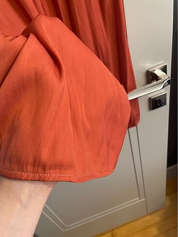 Zara mercan rengi ipek saten pantolon - Görsel 6
