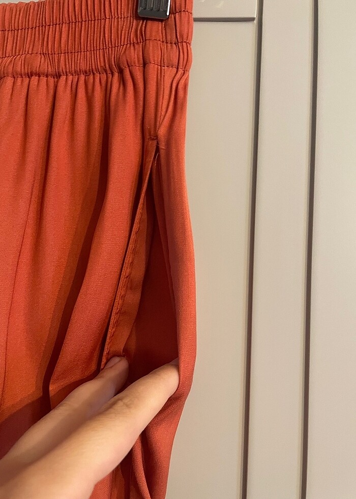 Zara mercan rengi ipek saten pantolon - Görsel 3