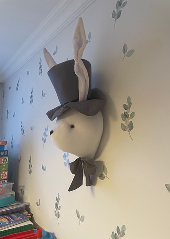 Beden Gri Şapkalı Tavşan Peluş Oyuncak