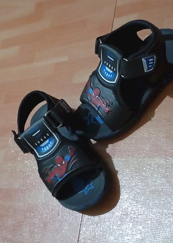 Erkek Çocuk Mavi Baskılı Tokalı Terlik