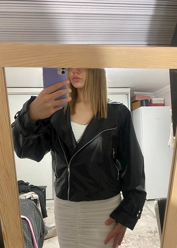 Siyah Deri Ceket Kadın - Görsel 3