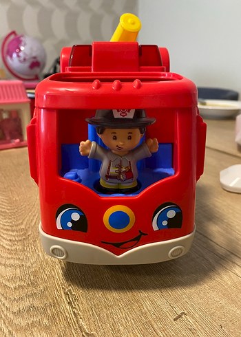 Fisher price little people İtfaiye Aracı