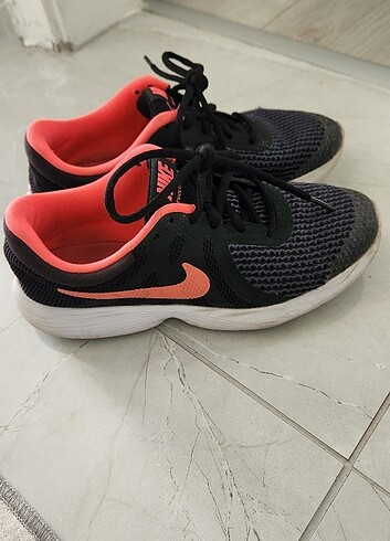 Nike Spor ayakkabı 