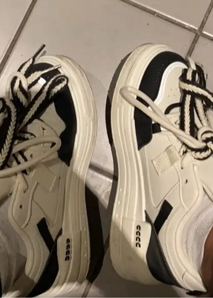 Spor ayakkabı - Görsel 2