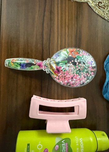 Saç Bakım Seti: Fırça, Tarak, Sprey ve Saç Bandı - Görsel 5