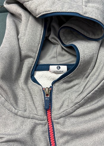 Gri Kapüşonlu Fermuarlı Sweatshirt - Ana görsel